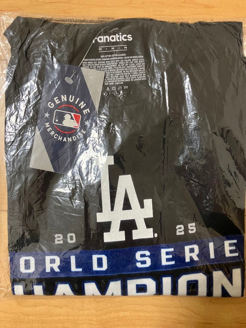 ドジャース 2025優勝記念& 村上隆×ドジャース 優勝Tシャツ 2セット