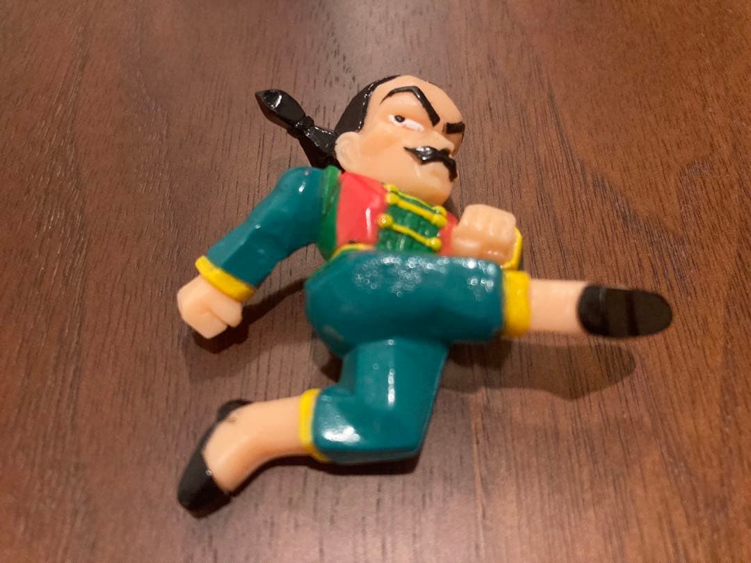 バーチャファイター　フィギュア　消しゴム　ラウ　カラー