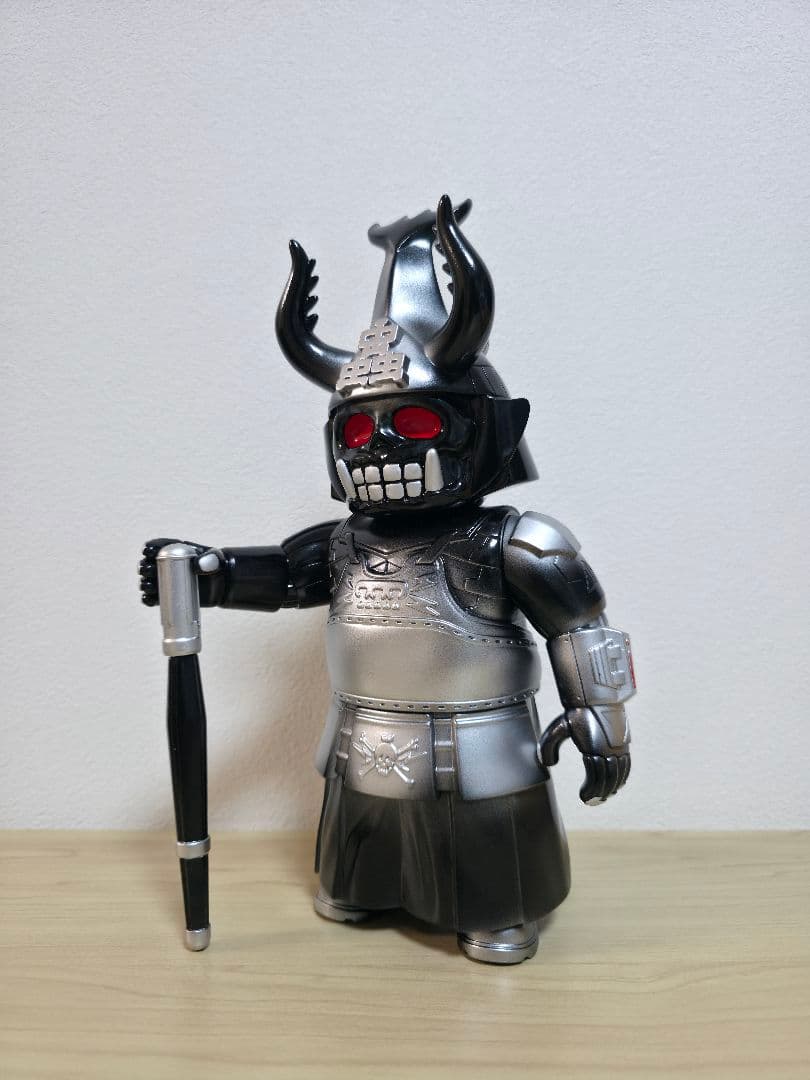 SKULL TOYS スカルトイズ ドクロ大将軍 黒銀 ソフビ sofubi