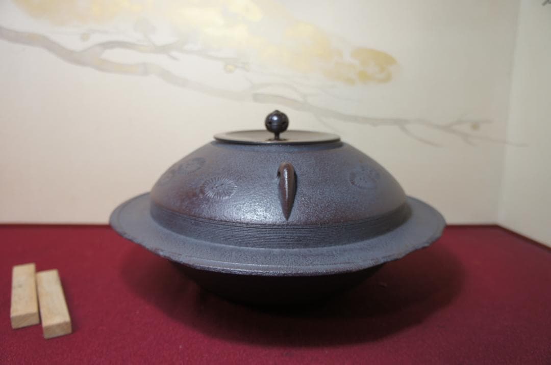 ☆美品 在銘 大型平蜘蛛釜 透木釜 　透木送料込み