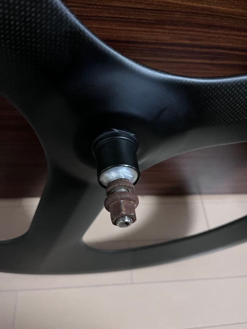 3スポーク　カーボンホイール