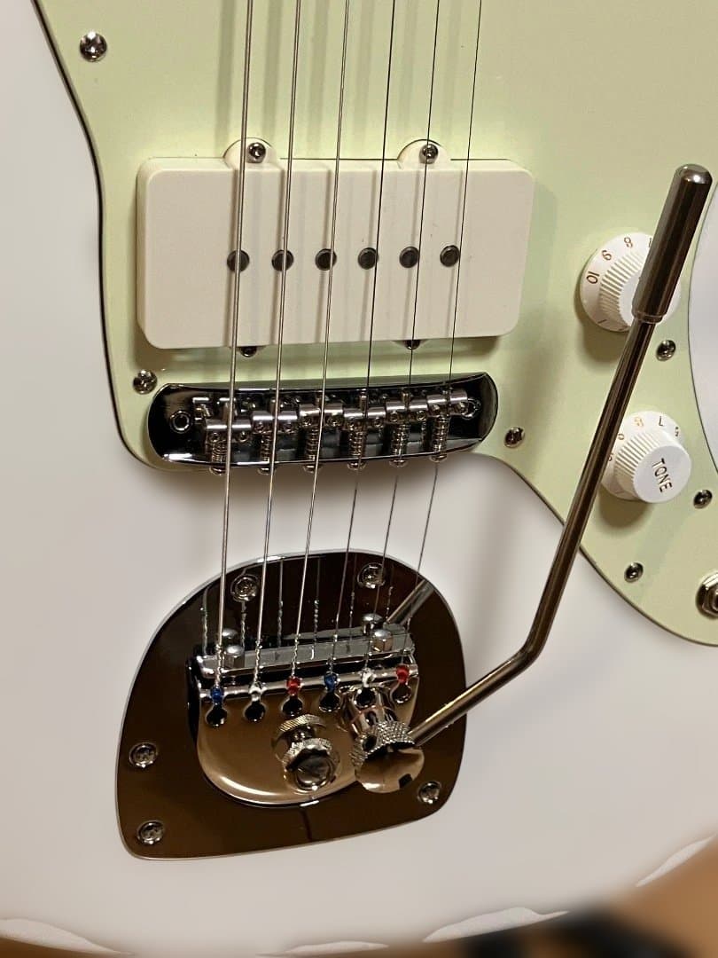 【やっさん】Sire / Larry Carlton J5 WH