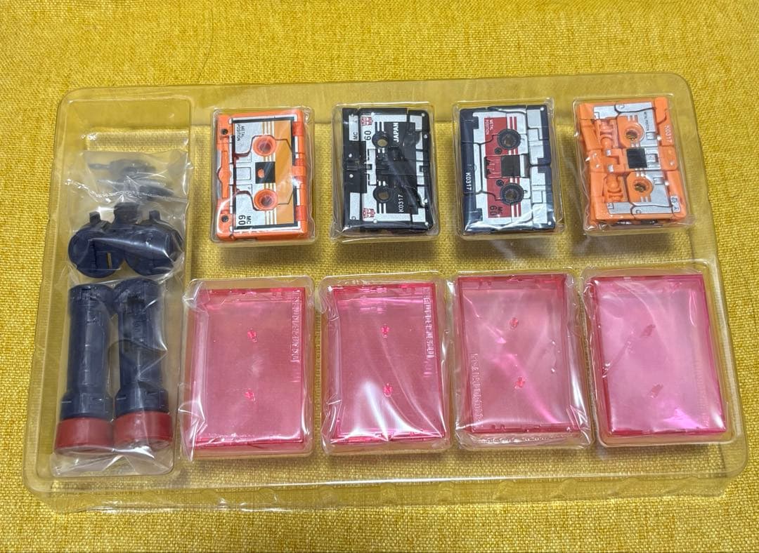 ほぼ未使用 トランスフォーマーMP15/16-E カセットボットVSカセットロン