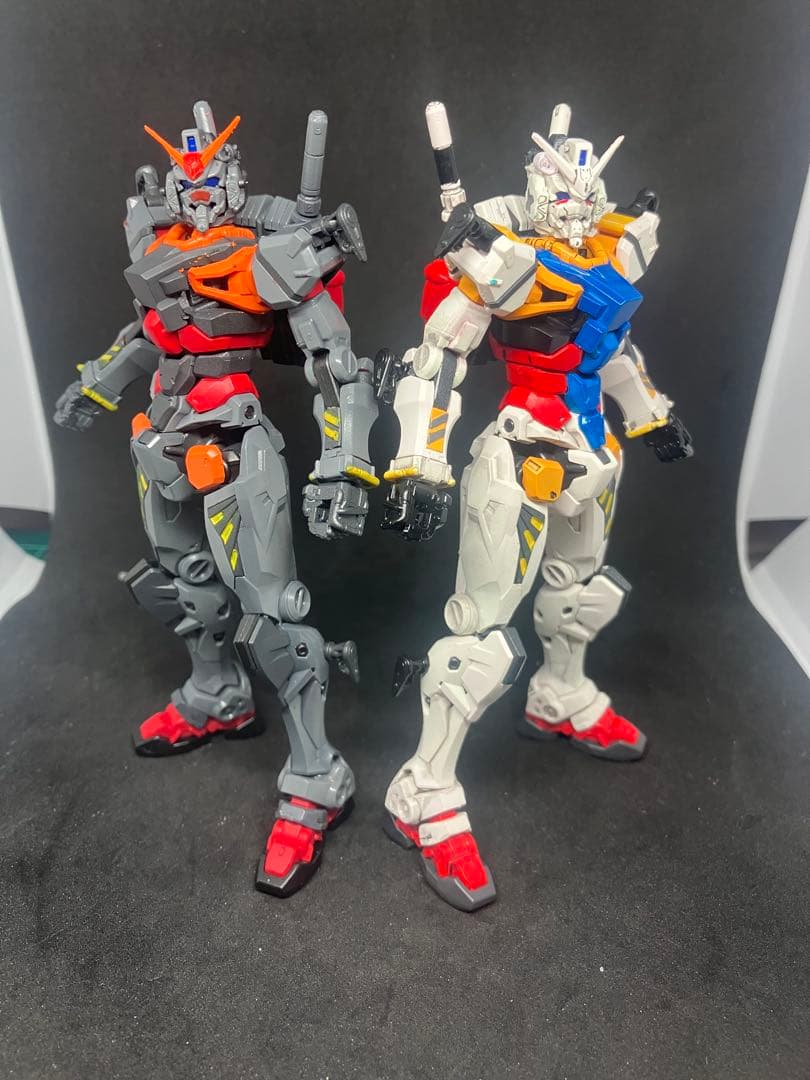 HG 赤いガンダム・白いガンダム・ゼロヒトガンダム・黒いガンダム 全塗装完成品