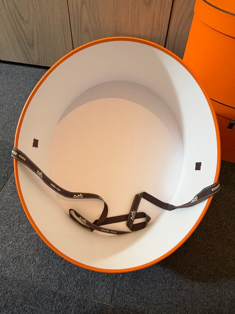 HERMES 帽子用　ギフトボックス　楕円形 空箱 エルメス 箱 4個セット