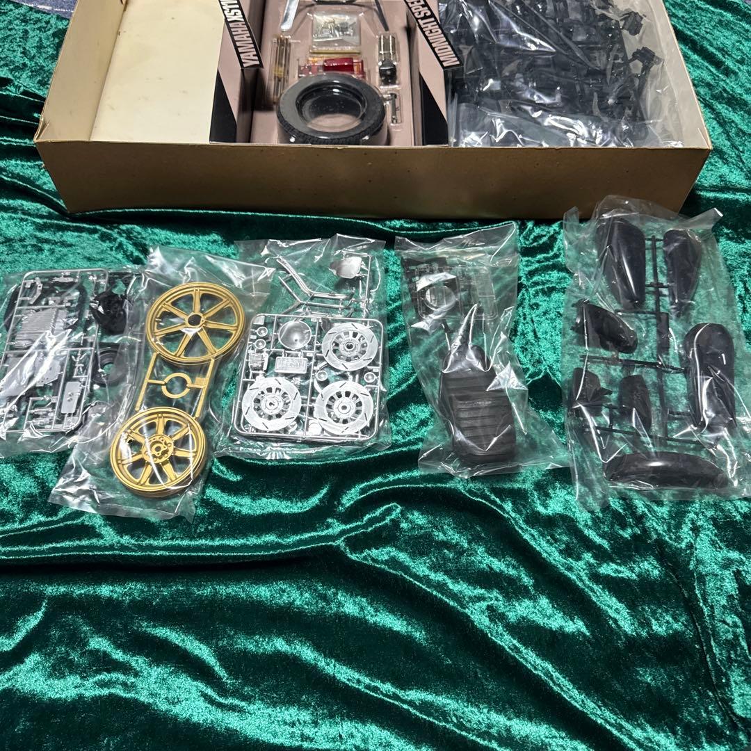 【未組立】ヤマハ XS1100LG ミッドナイトスペシャル　1/6