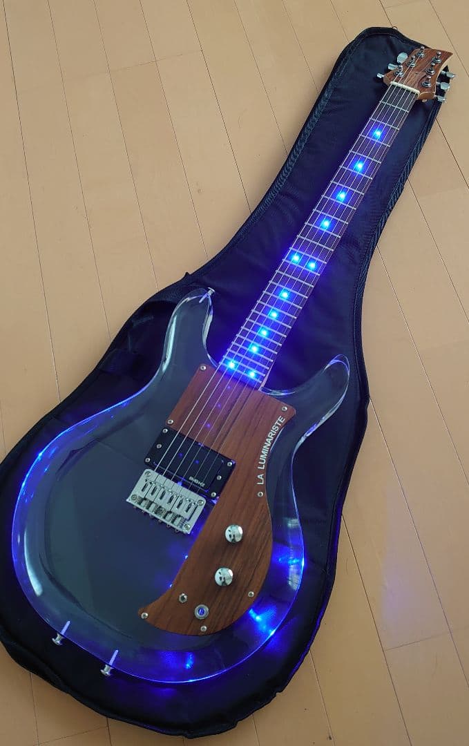 ☆NEXT TONE アクリルギター☆