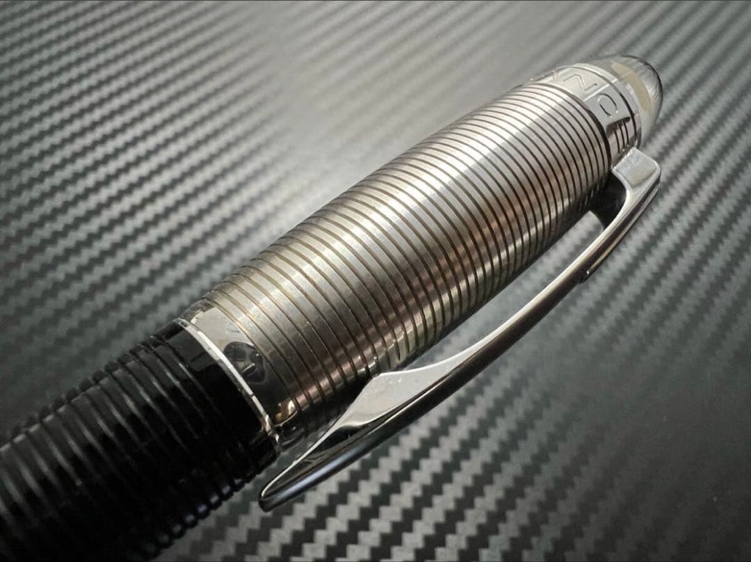 モンブラン 極美品 スターウォーカードゥエ ボールペン