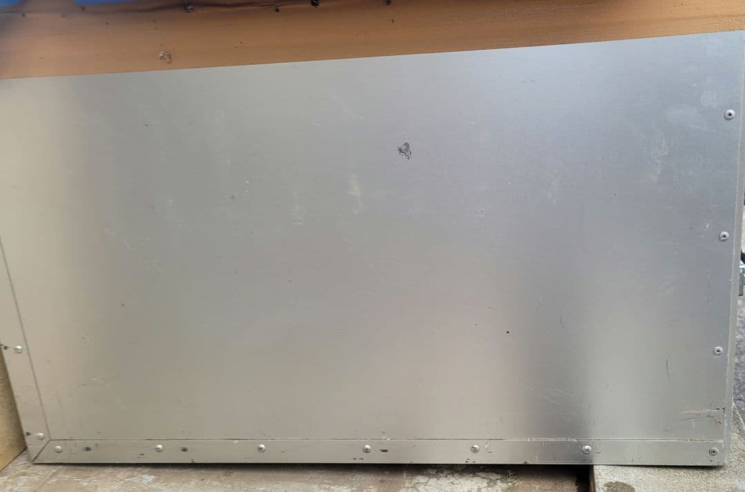 アルミ製犬ケージ 約79cm x 48cm x 69cm 2頭入り