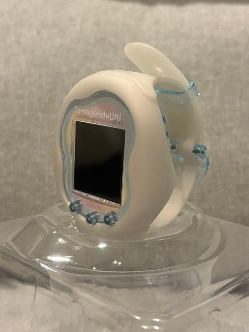 Tamagotchi Uni ホワイト