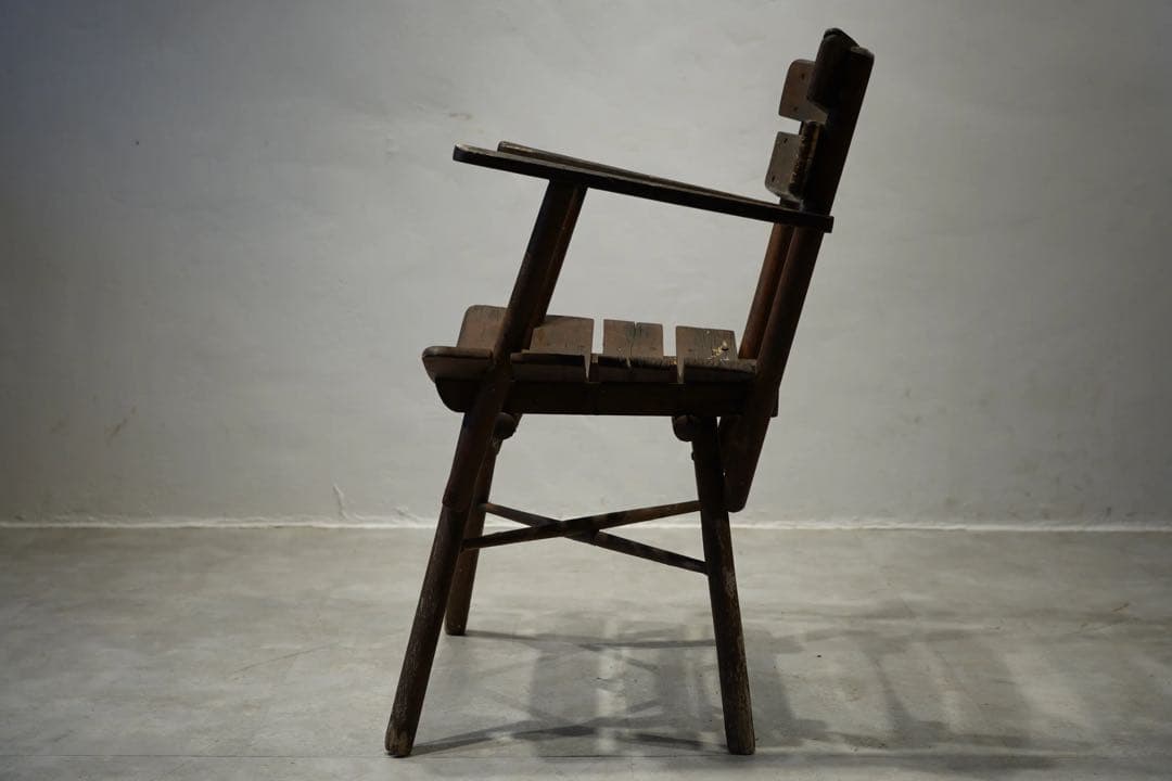 フランスアンティーク　1800年代初期　古木　アームチェア　アート