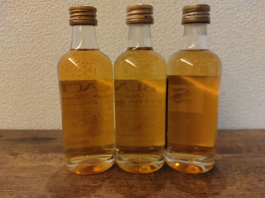 ウイスキーミニチュアボトル3本セット