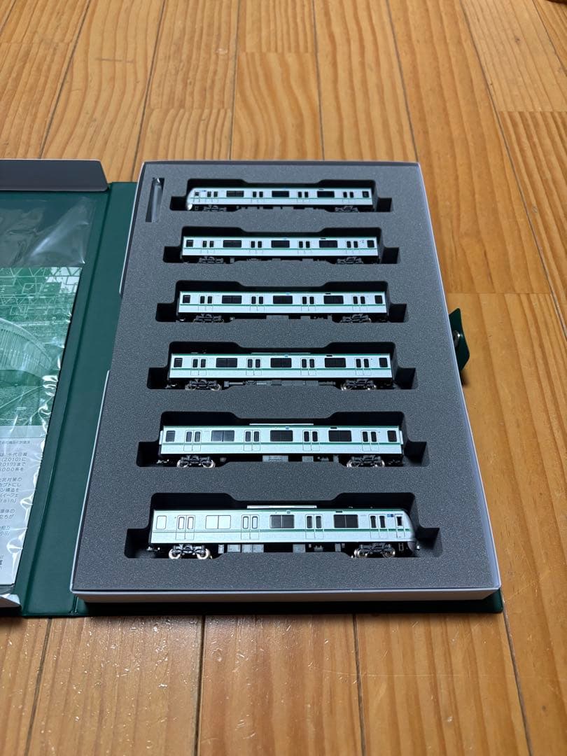 KATO 10-2003・2004 東京メトロ 千代田線16000系 1次車