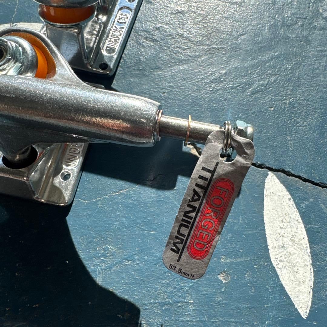 インディトラック139 StageForged Titanium 18,500円