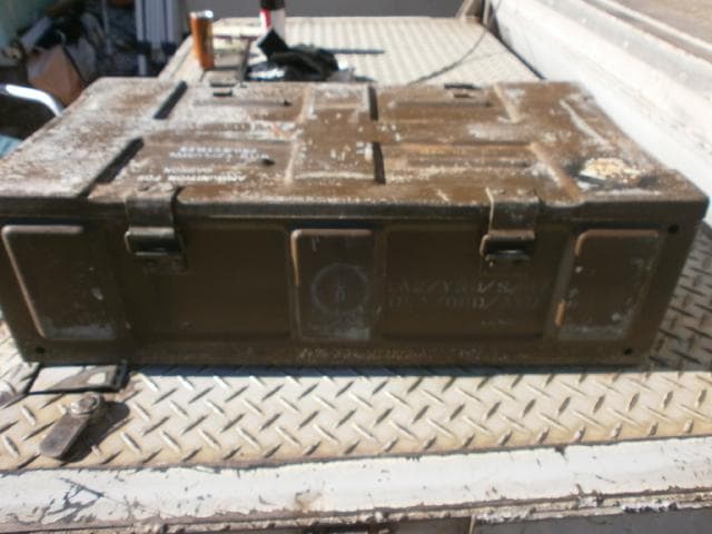 め*5様 米軍　81ｍｍ　迫撃砲用　弾薬箱 　アンモボックス