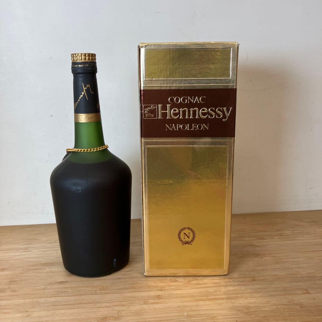 未開栓 700ml Hennessy ヘネシー ナポレオン コニャック 箱入り