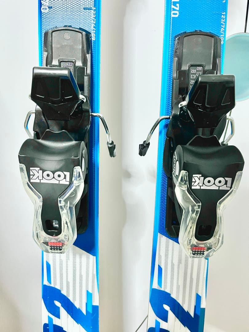 【baocaidu9】ROSSIGNOL スキーセット