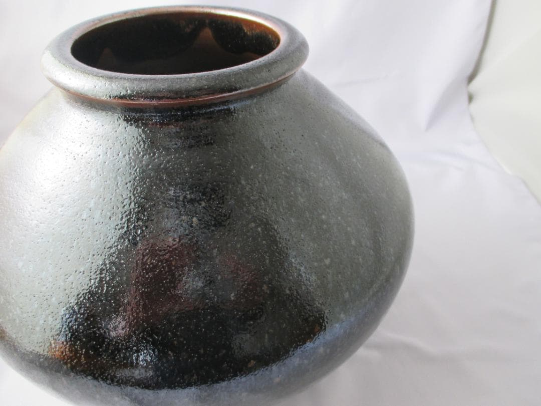 島根県　出西窯　【SHUSSAI】黒釉　柚子肌　壺 花瓶　未使用