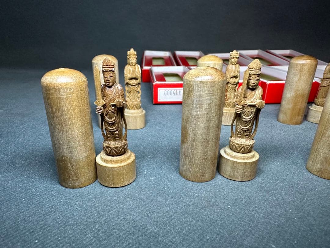 極上彫刻　印材　印鑑　木彫り　インド　白檀　仏教美術　仏像 骨董 木像　木製