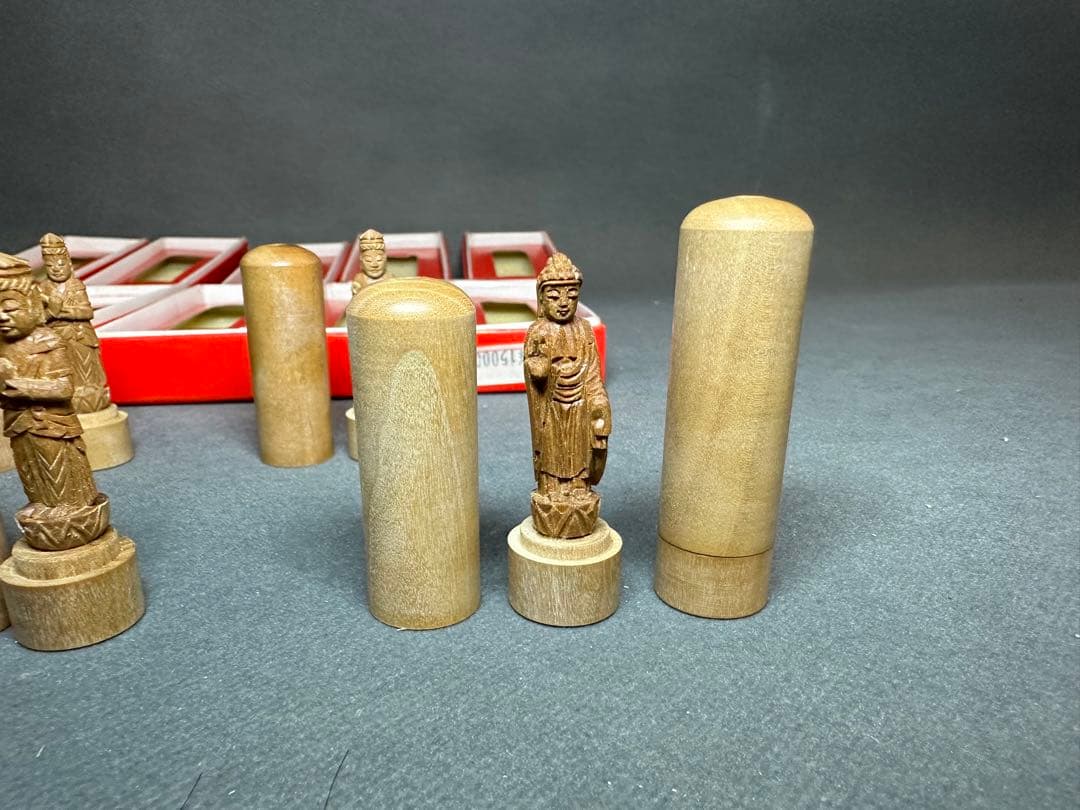 極上彫刻　印材　印鑑　木彫り　インド　白檀　仏教美術　仏像 骨董 木像　木製