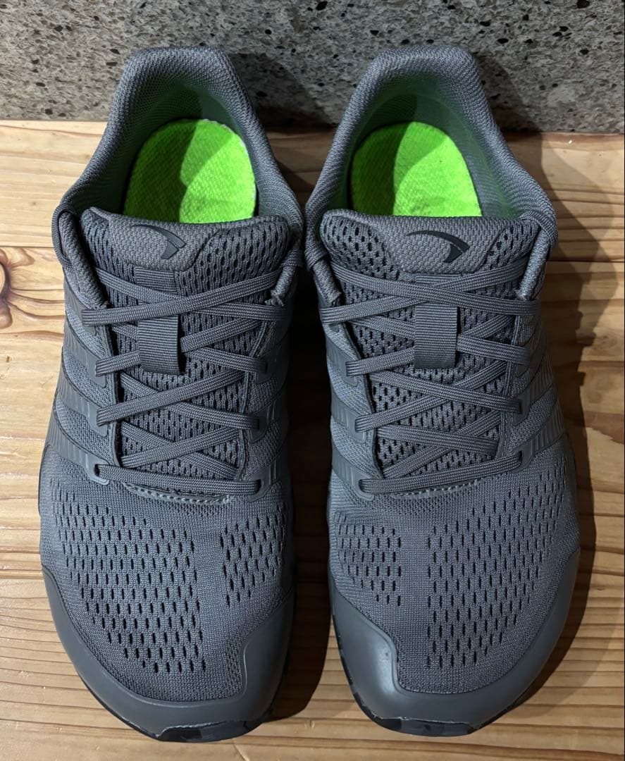 イノヴェイト　トレーニングシューズ　bare-xf inov8 inov-8