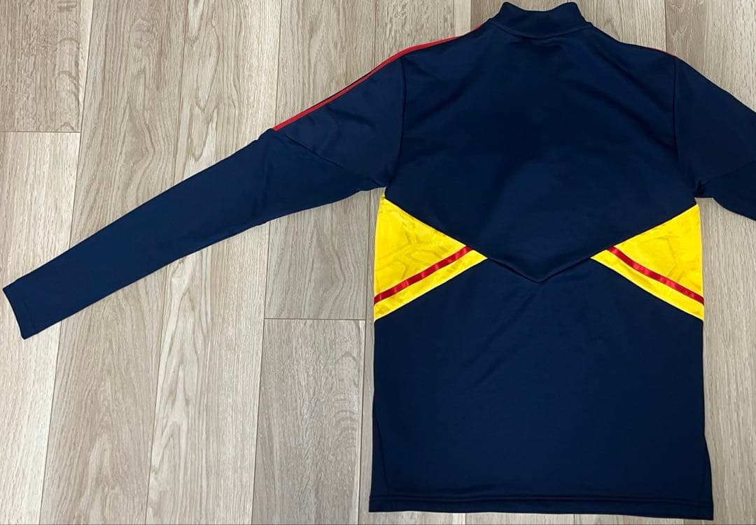 adidas アーセナル　Arsenal トレーニングトップ　中古　国内M