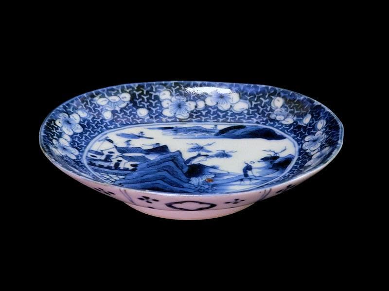 古伊万里　染付　墨弾き　梅に山村の図　手塩皿　A961AS-CWi