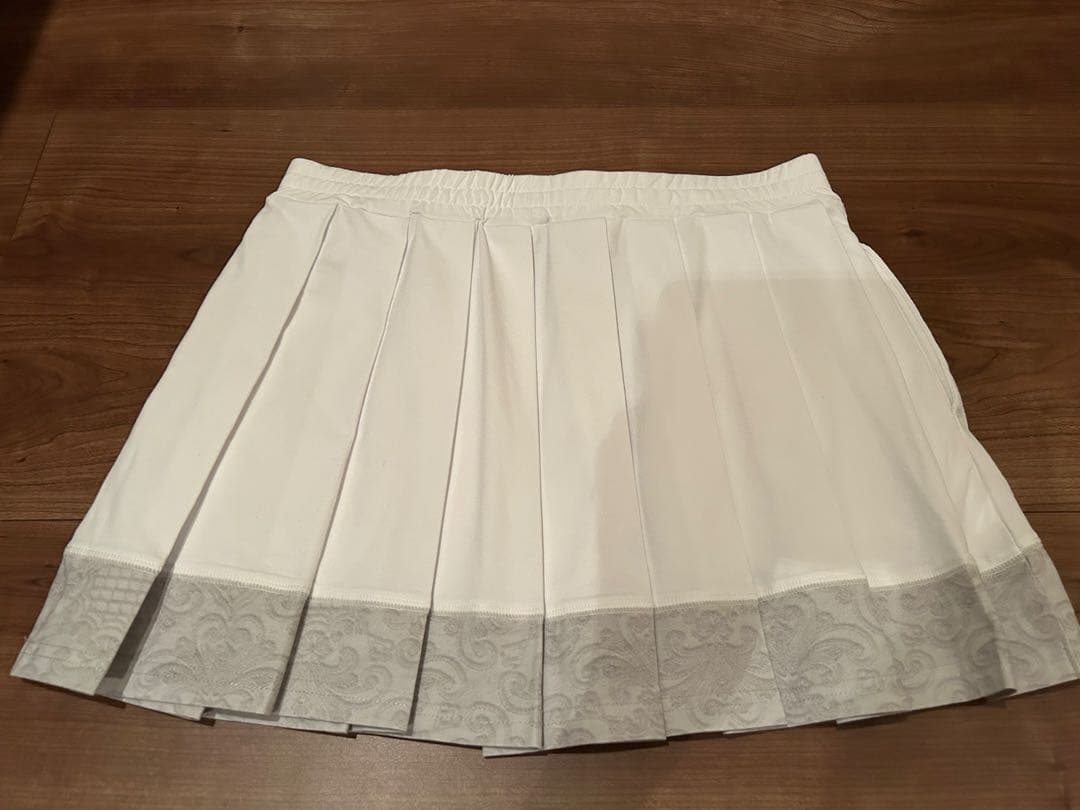 Admiral ホワイト プリーツスコート