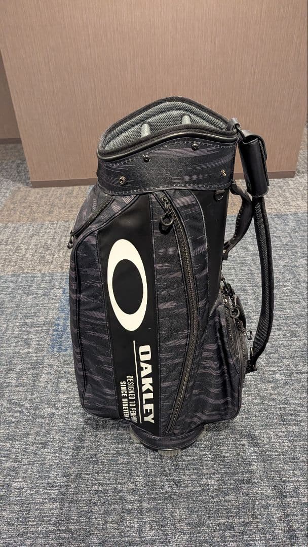 L*O様 OAKLEY キャディバッグ