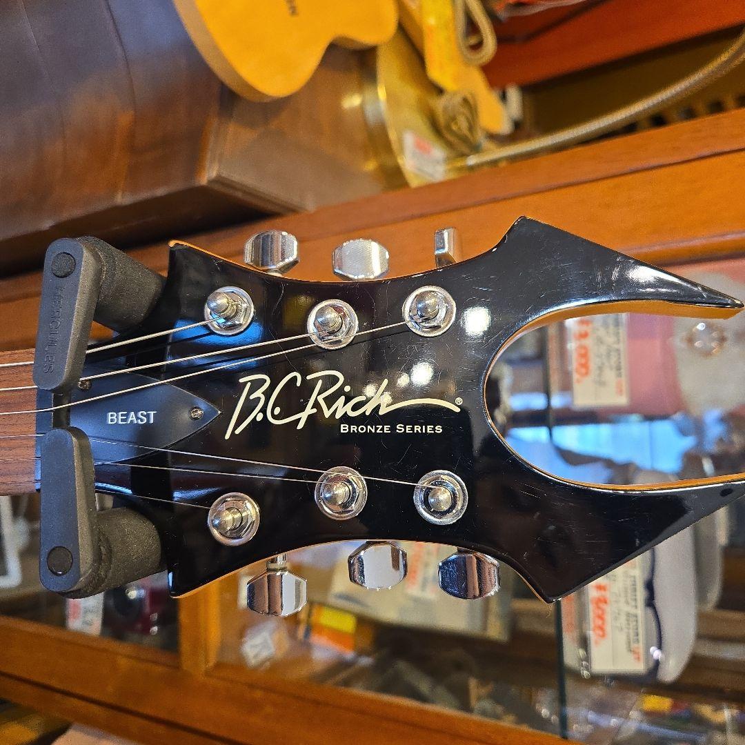 B.C.Rich BRONZE SERIES BEAST エレキギター