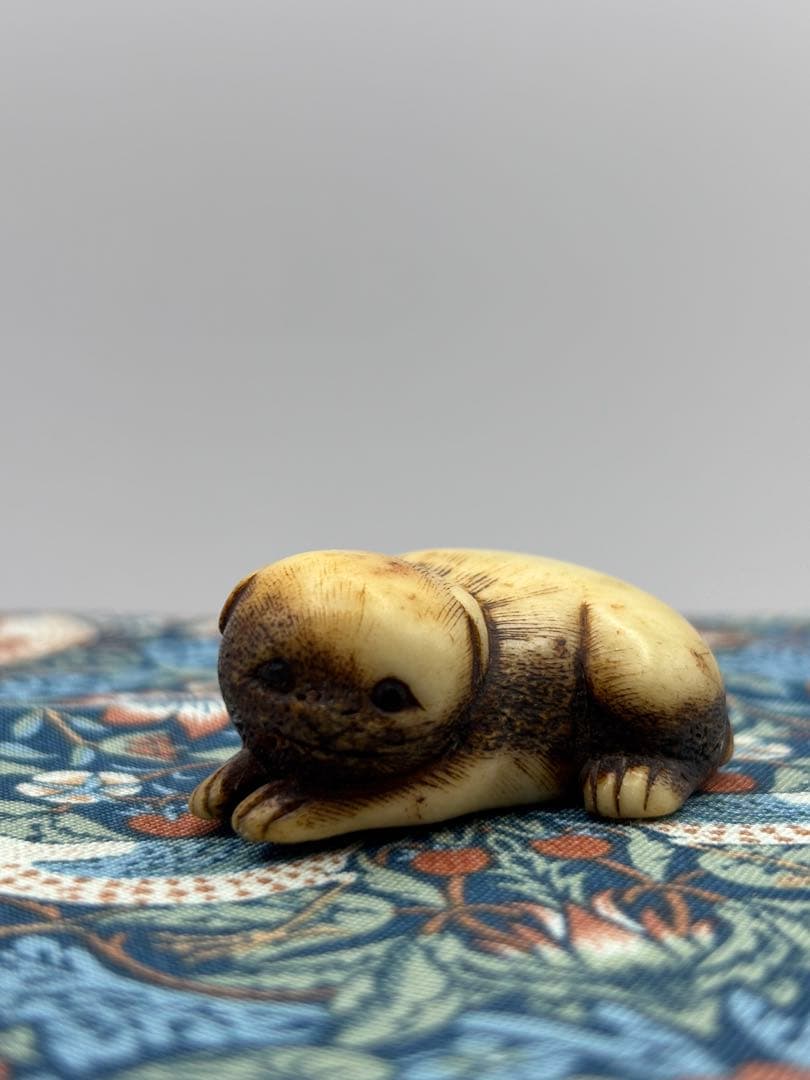 【希少】犬　時代提物 根付 銘有り　アンティーク　印籠