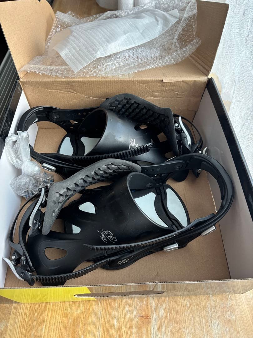 フラックス　FLUX GS ブラック スノーボードビンディング