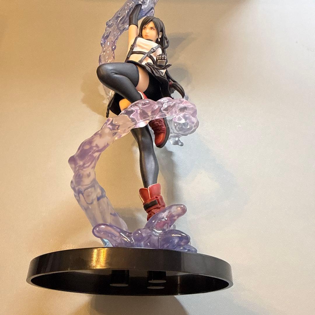 ティファ・ロックハート　フィギュア