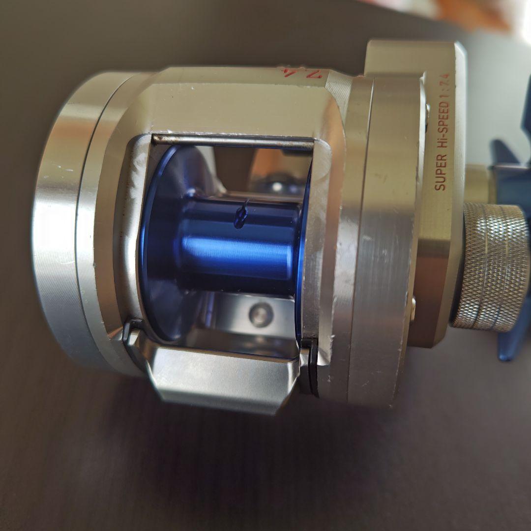 Daiwa ダイワ　RYOGA C2025PE-SH 右ハンドル