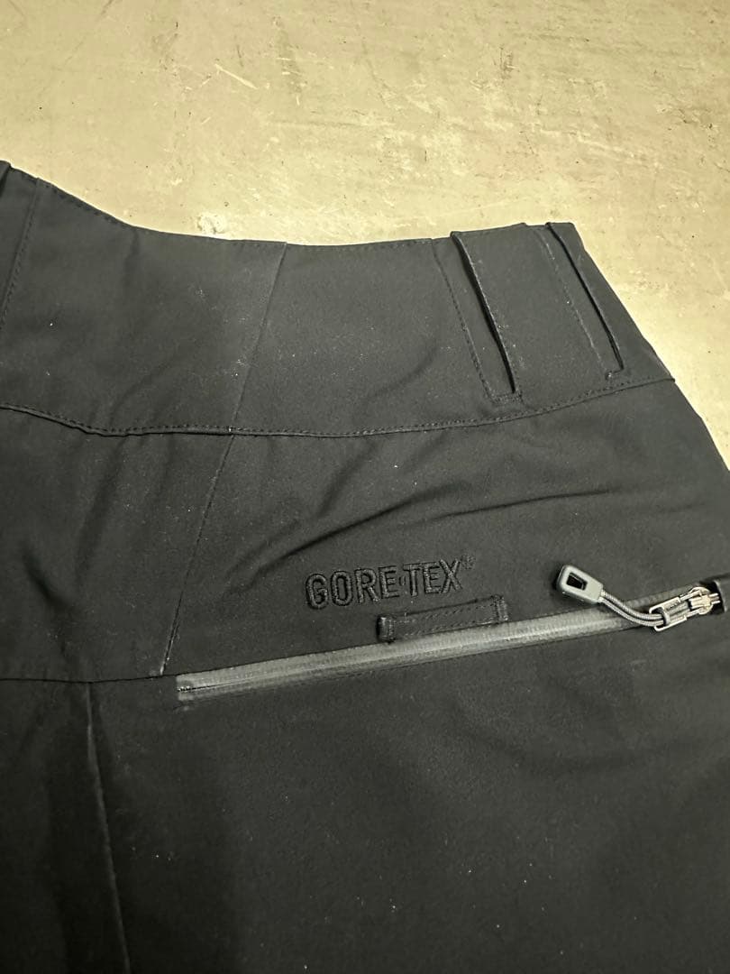 patagonia パウダーボウル黒M 人気サイズ　美品　ゴアテックス