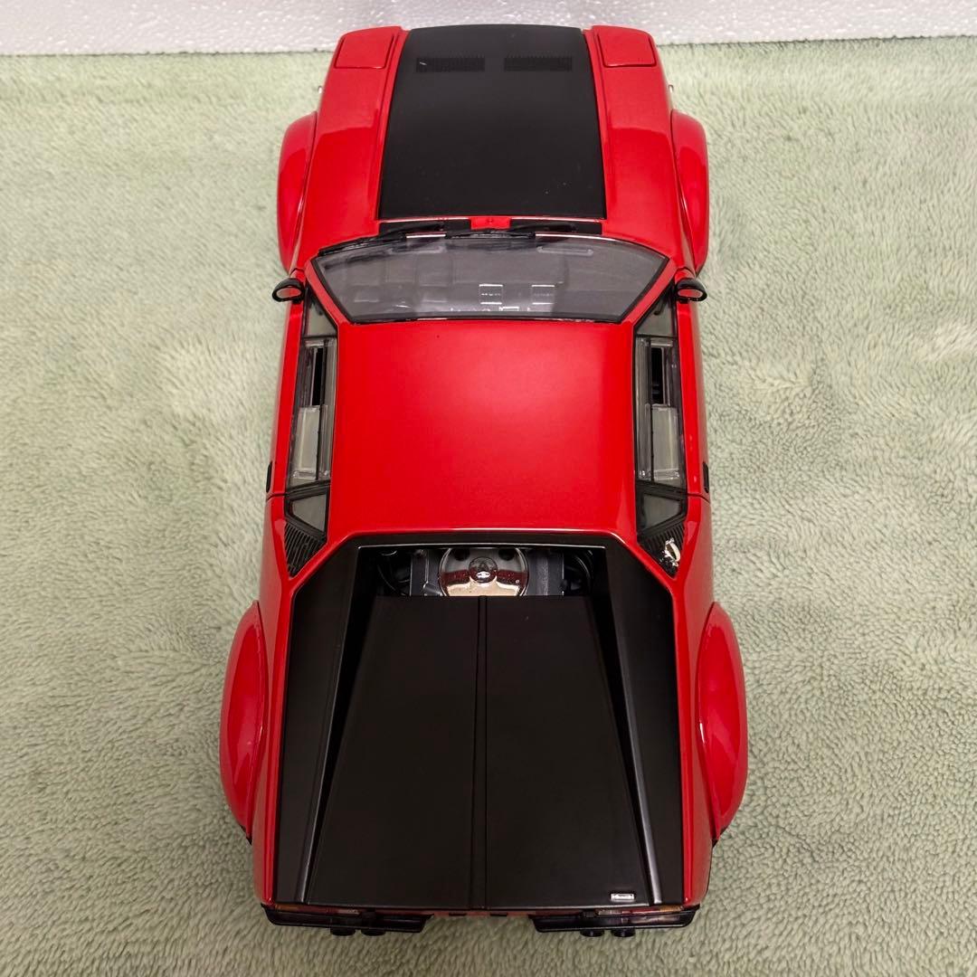 京商1/18 De・Tomaso PANTERA