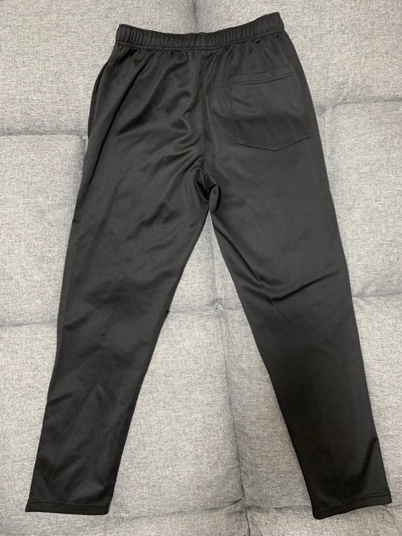 新日本プロレス　Los Ingobernables de Japónジャージ上下