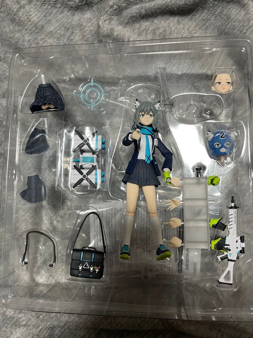 figma ブルーアーカイブ　砂狼シロコ　おまけくら寿司　夜見れな