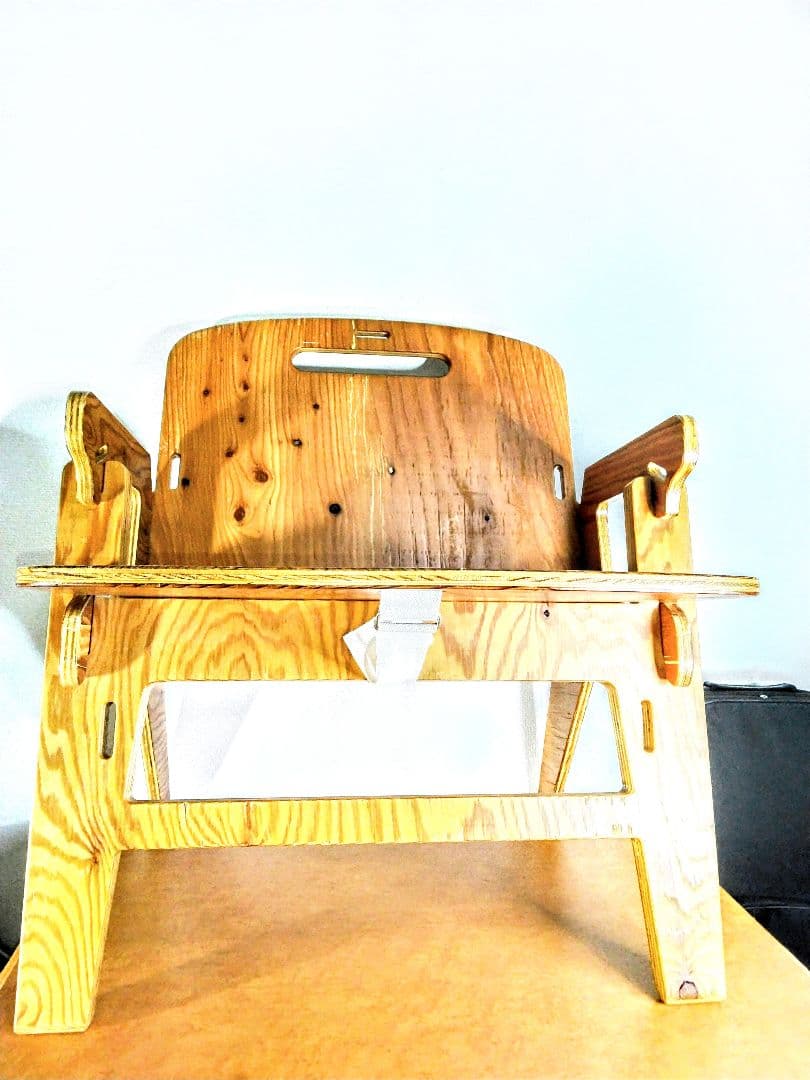 YOKA CHAIR ヨカチェア