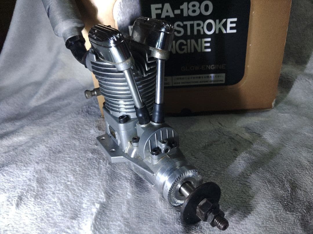 斎藤製作所　FAー180ラジコンエンジン