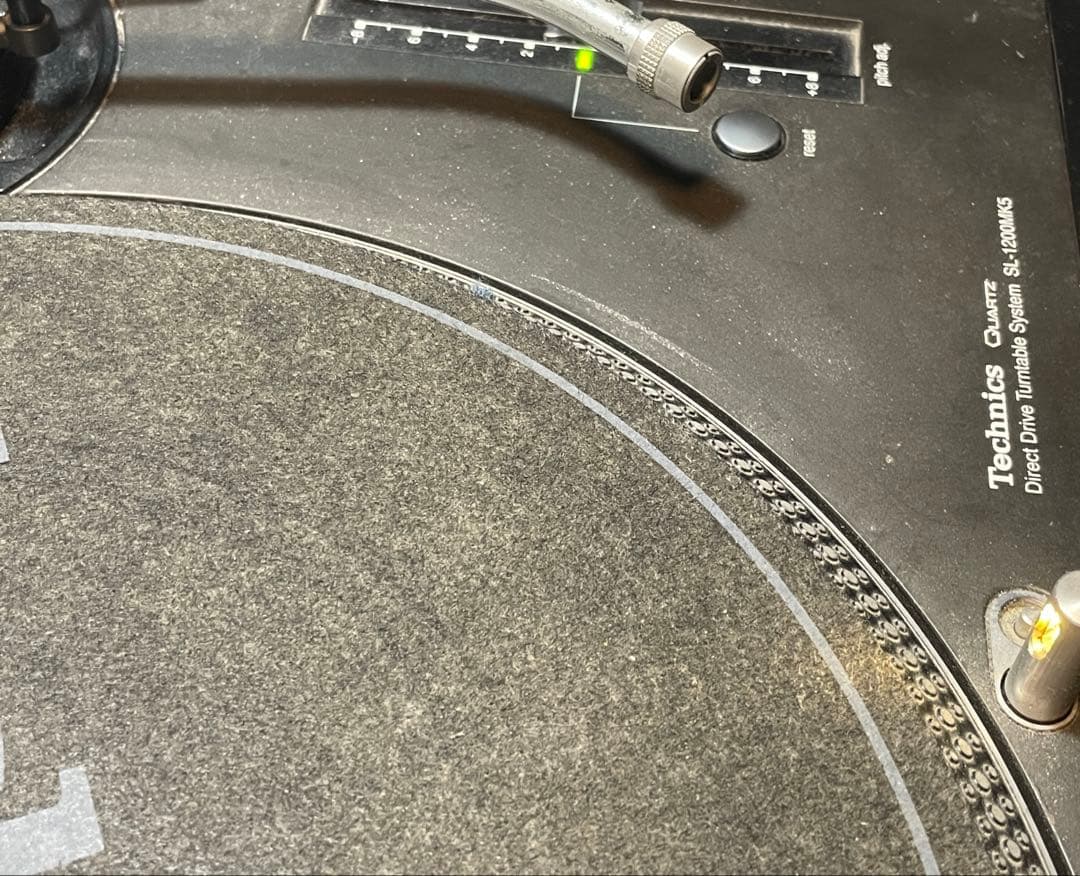 Technics SL-1200MK5 ターンテーブル