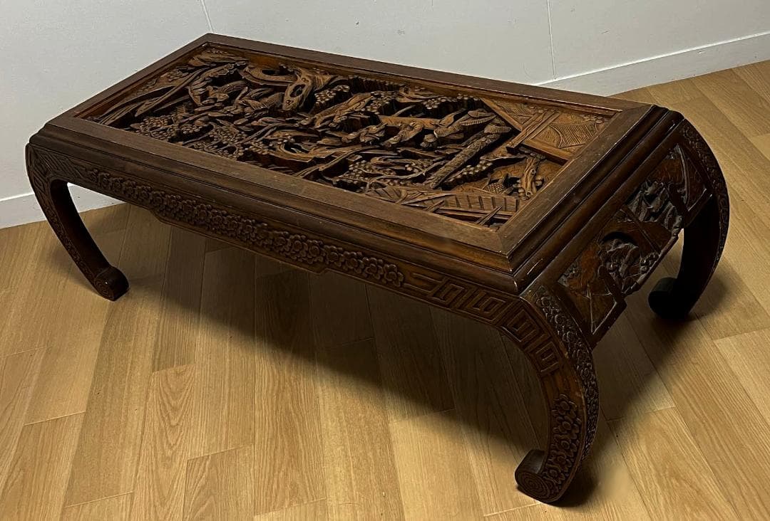 アンティーク家具 細密木彫彫刻　テーブル　高級家具 無垢材 座卓 座敷机