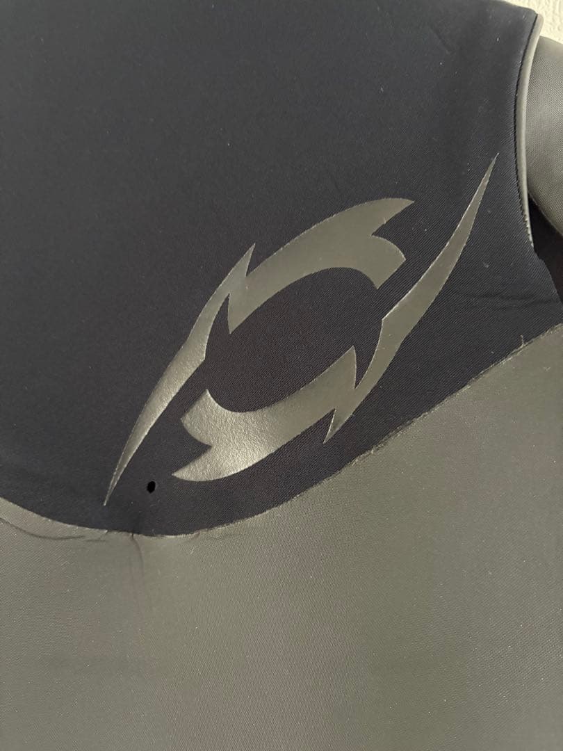 美品⭐︎ラブサーフ限定⭐︎Cyber ウェットフルスーツ