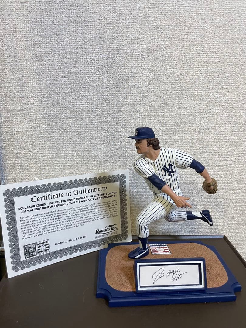 キャットフィッシュハンター　ヤンキースフィギュア　ROMITO製