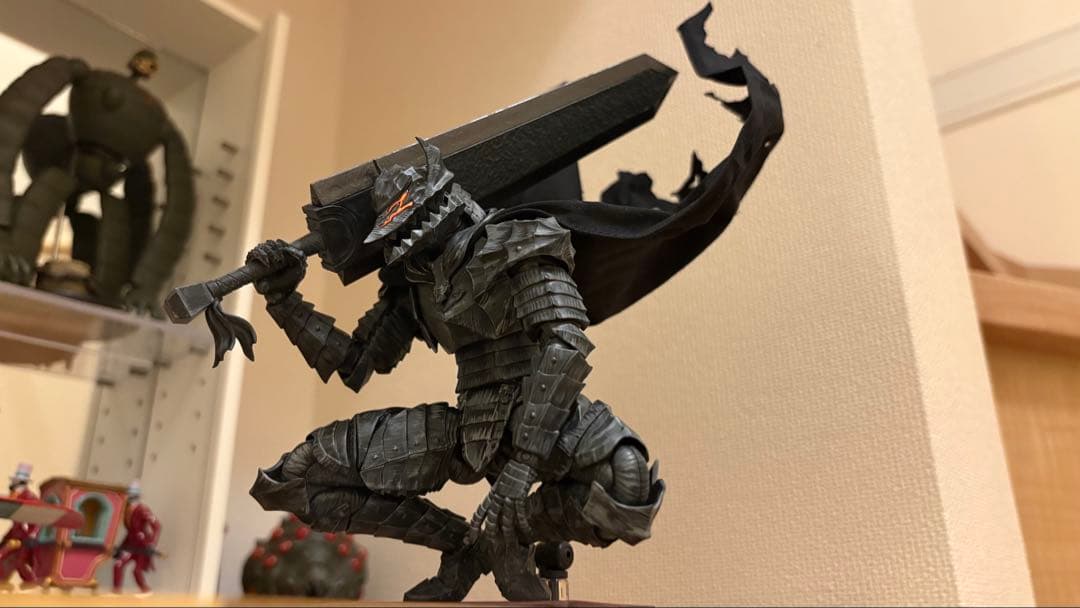 プラモデル　PLAMATEA ベルセルク　ガッツ 狂戦士の甲冑