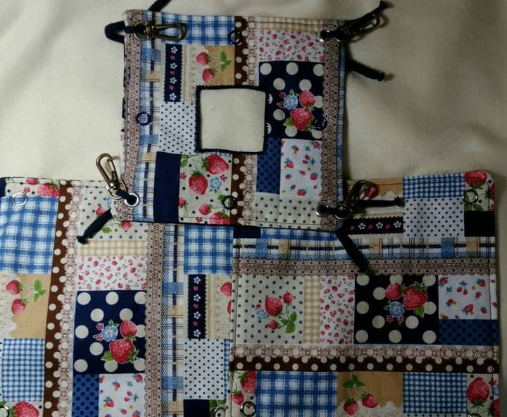 モモンガハウス(イチゴパッチ・紺)  春(夏)秋仕様  1900円