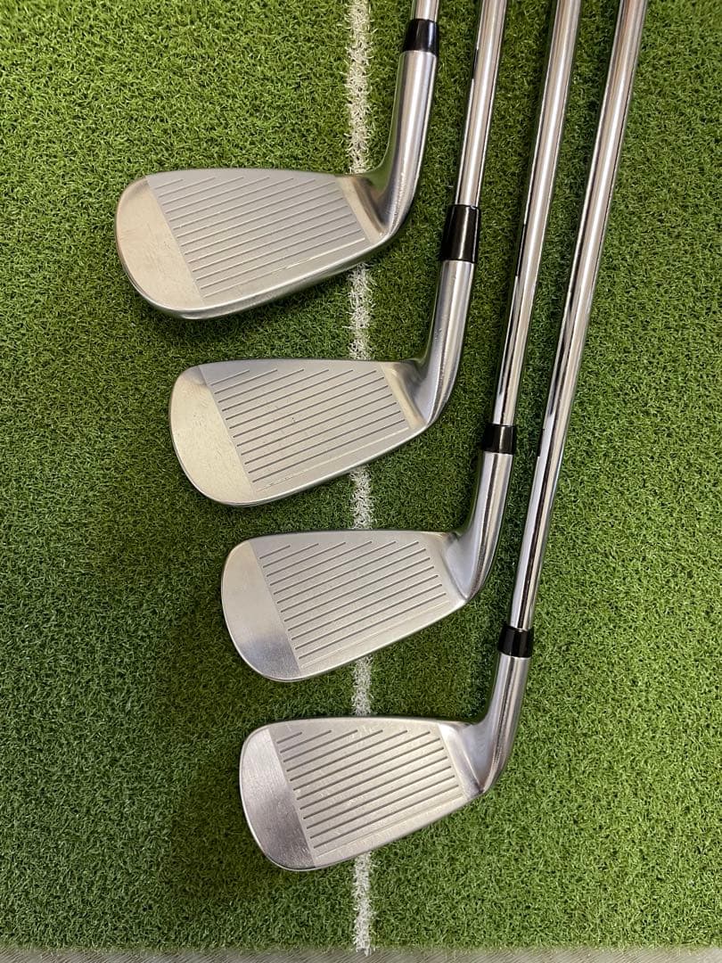 ヒロキ　YAMAHAアイアンセット8本　➕　キャロウェイマックダディ4