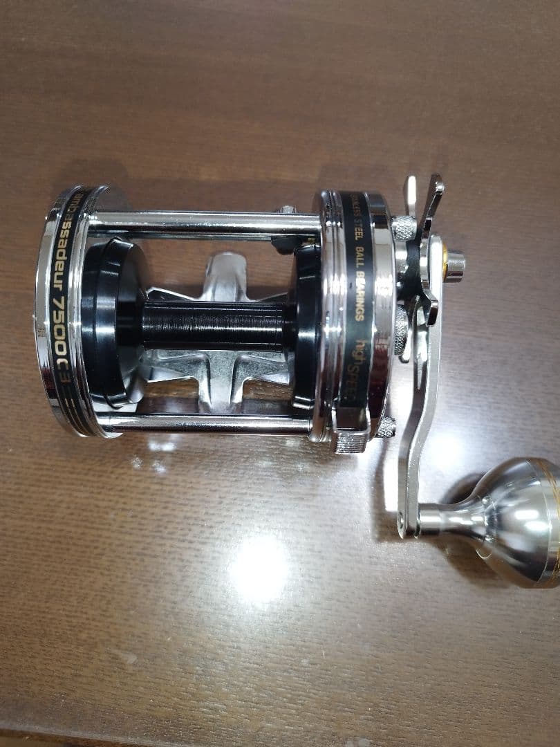 Abu Garcia Ambassadeur 7500c3（右巻き）