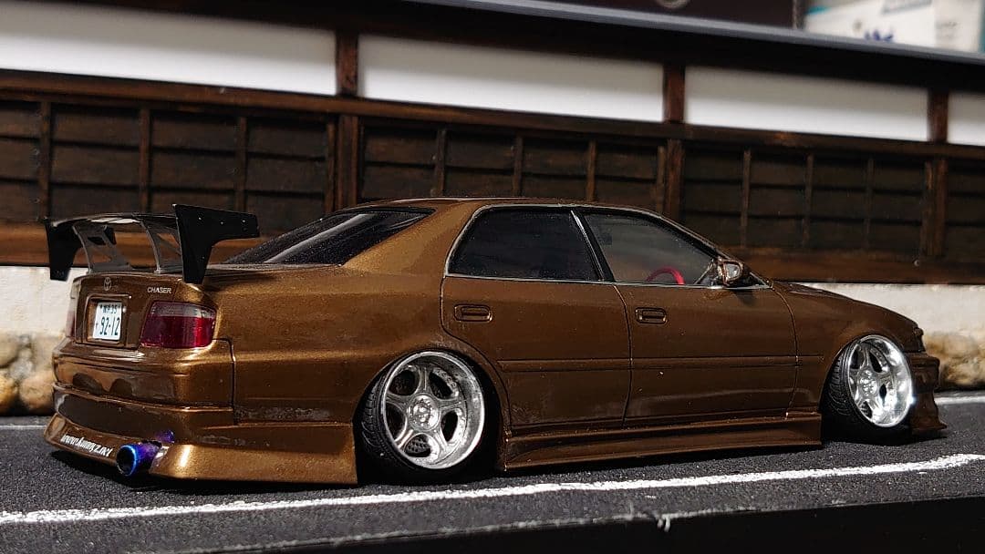 1/24 アオシマ クニーズ チェイサー 完成品