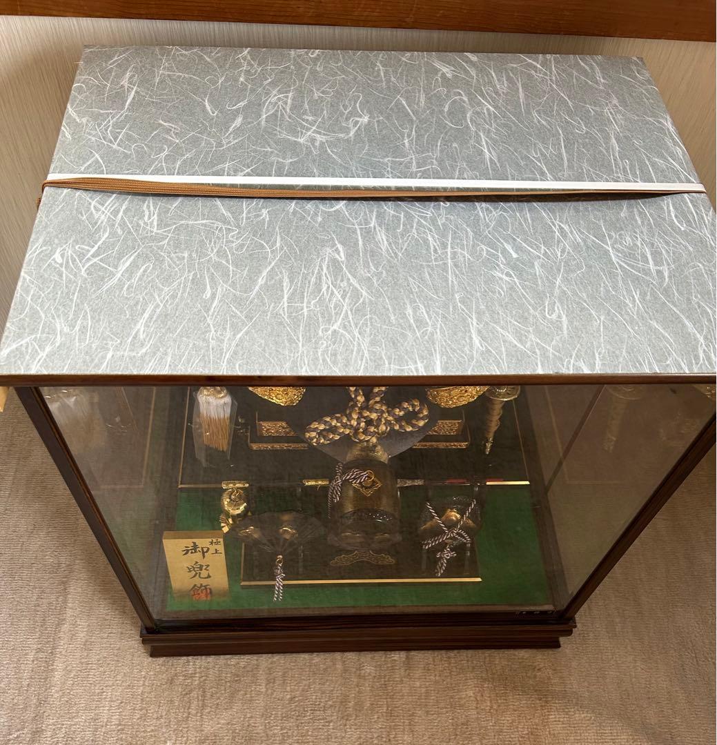 値下げ！五月人形 13号上製御兜飾 黒檀柄／お掃除用、ハタキ付き